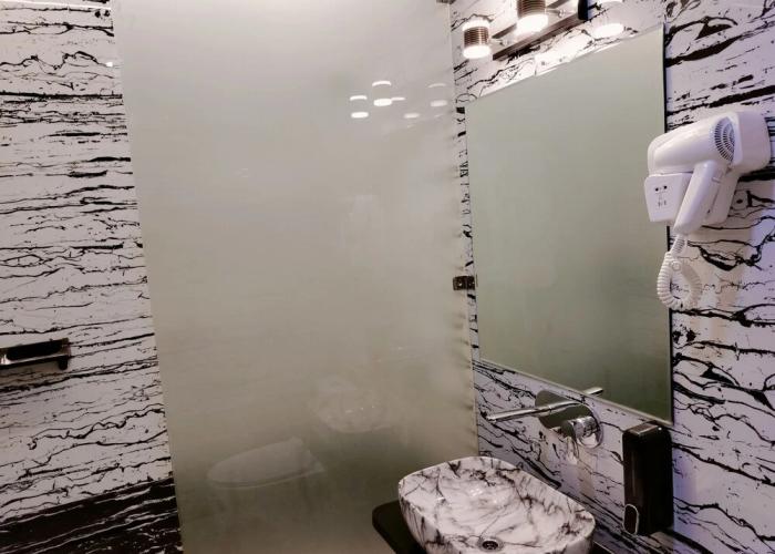 Hotel Om