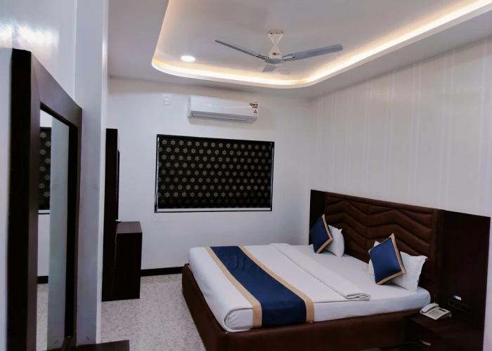 Hotel Om
