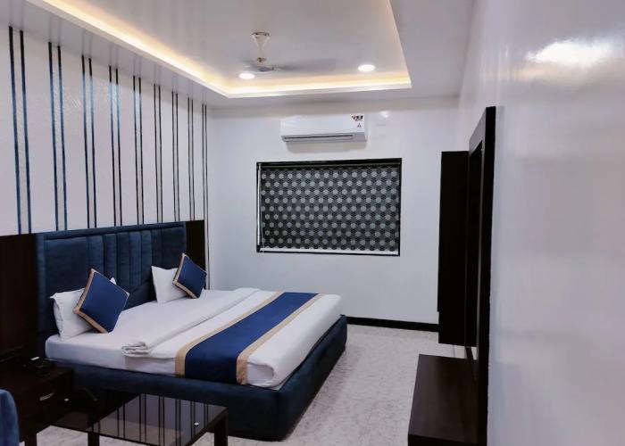 Hotel Om