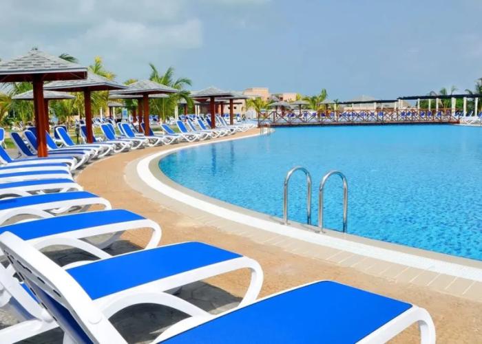 Hotel Playa Paraiso