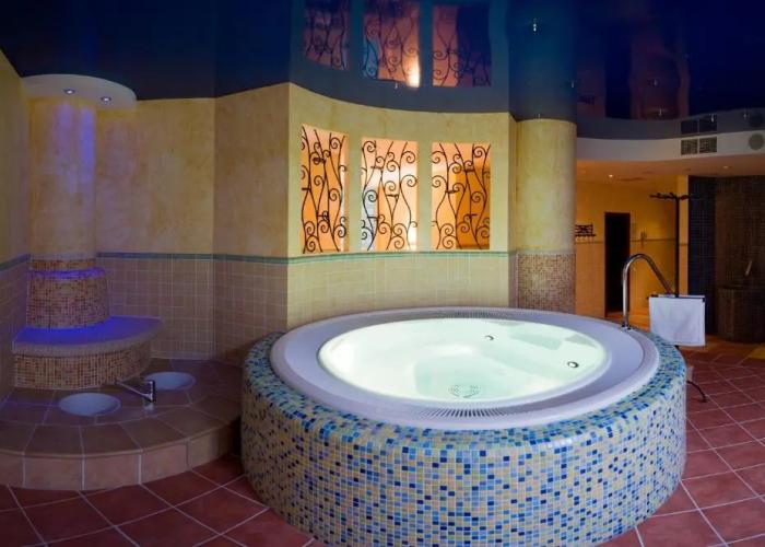 Hotel Velichy Country Club