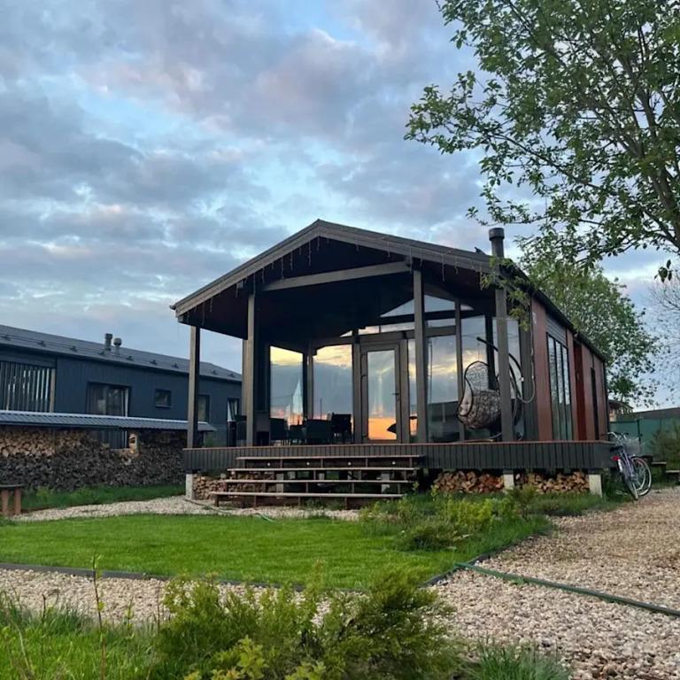 Domik v Ikshe Guest House