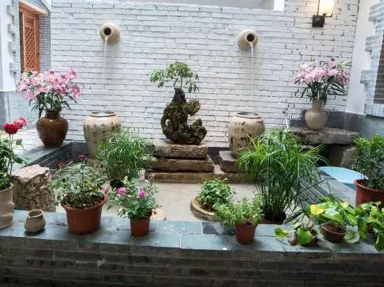 Buerju Courtyard Hostel