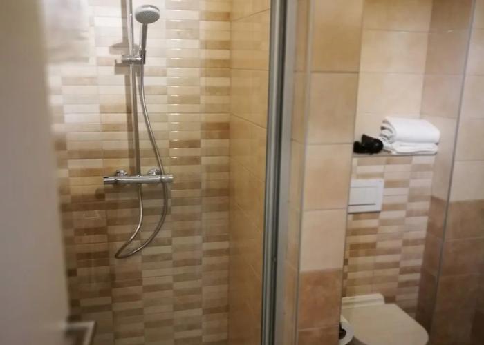 Mandarina Hotel STRASSEN