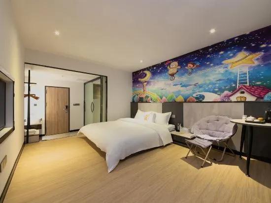 Lingyun Five Seasons Hotel