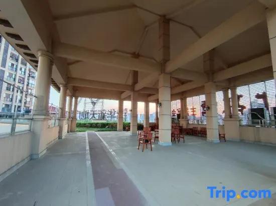 New World Resort Apartments