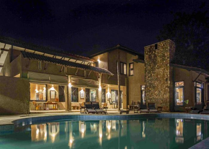 Pugdundee Safaris-king lodge Lodging house