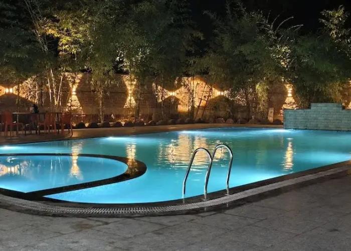 Bandhavgarh Tiger Resort