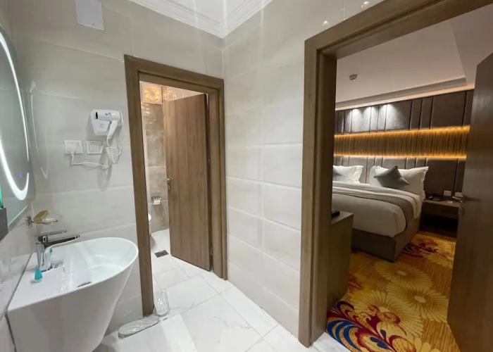 Sweet Land Hotel