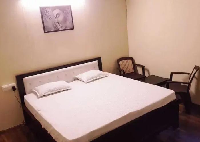 Swachh Room - Hostel