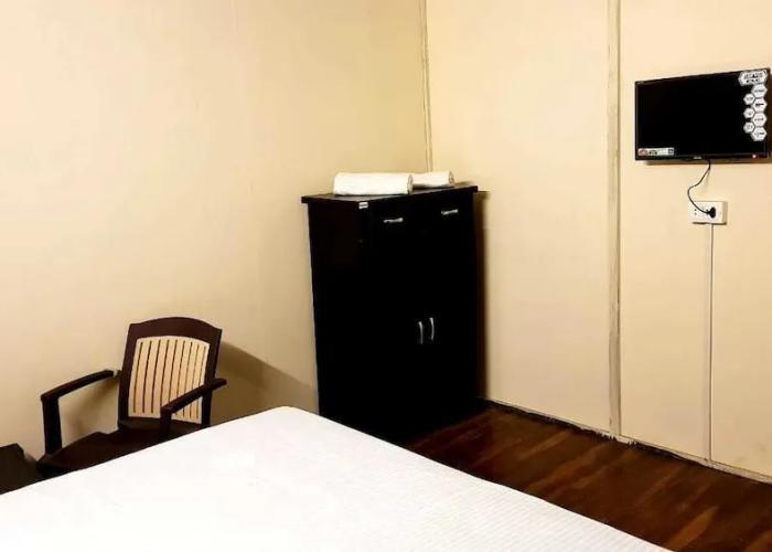 Swachh Room - Hostel