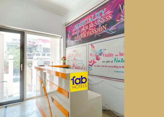 Fabhotel Raka Inn