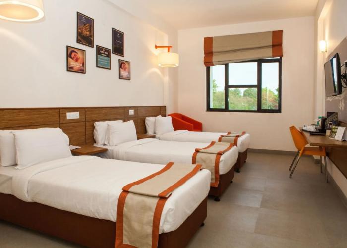Max Hotels Prayagraj