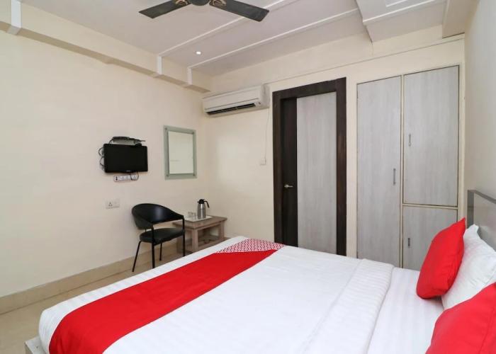 Hotel Mandiram