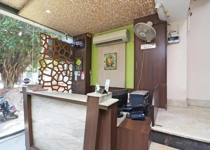 Hotel Mandiram