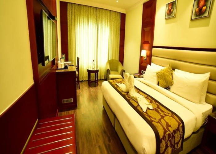 Hotel Milan Palace