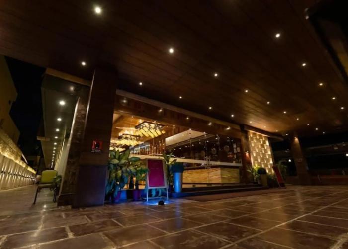 Millennium Inn
