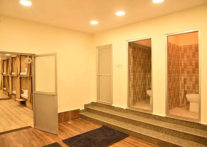 Hotel Relax Inn - Hostel