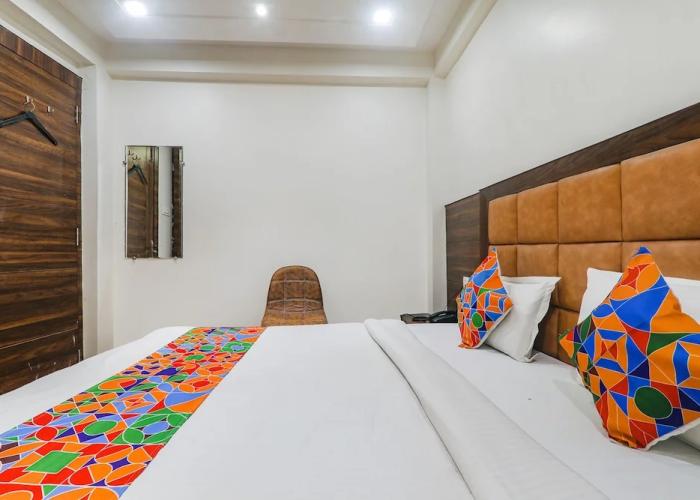 Fabhotel Bless Inn