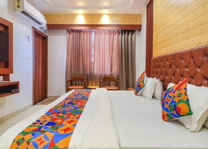 Fabhotel Grand Arya