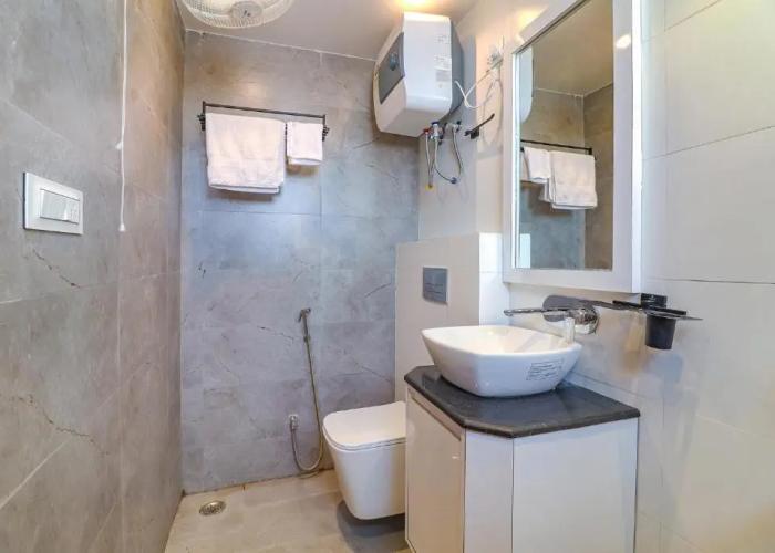 Fabhotel Grand Arya