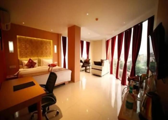 The Red Velvet Hotel