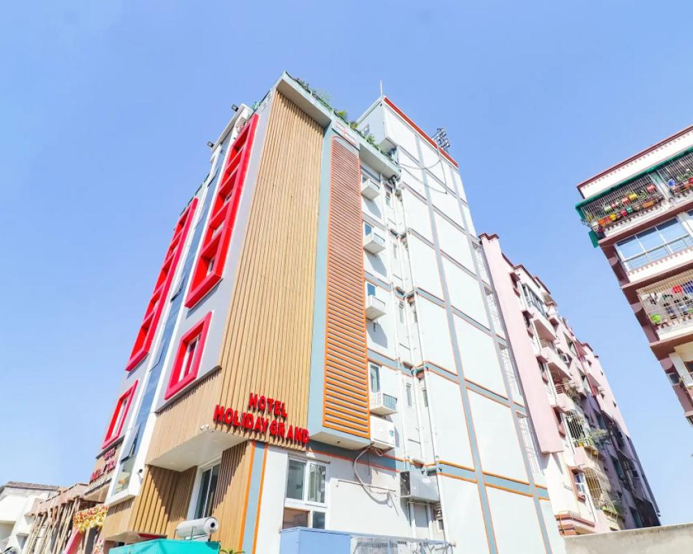 Fabhotel Holiday Grand