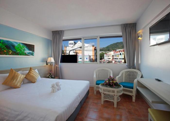 On Hotel Phuket Hotel