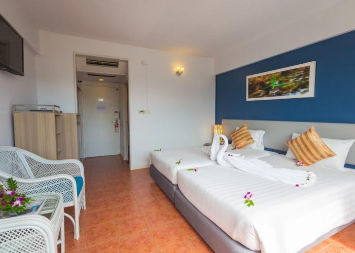 On Hotel Phuket Hotel