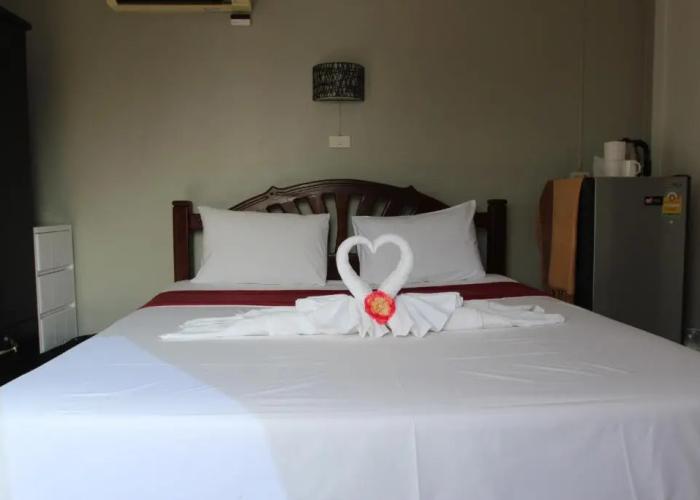 Two Chefs Inn Guesthouse