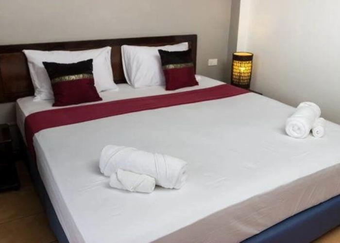 Two Chefs Inn Guesthouse