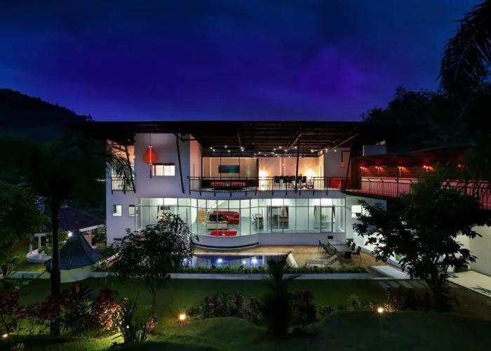 Villa Nap Dau 10 Bedrooms