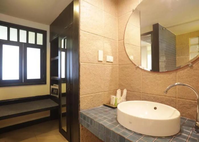 Woraburi Phuket Resort & Spa