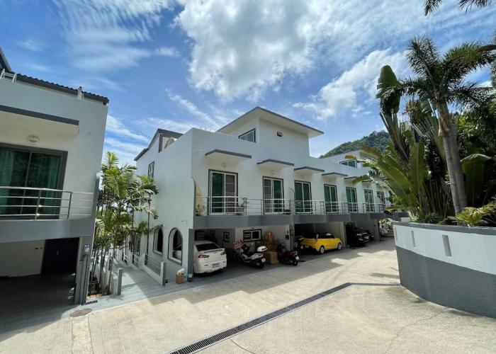 Kata Top View by Lofty