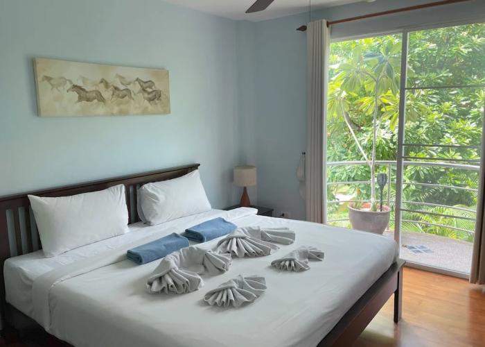 Kata Top View by Lofty