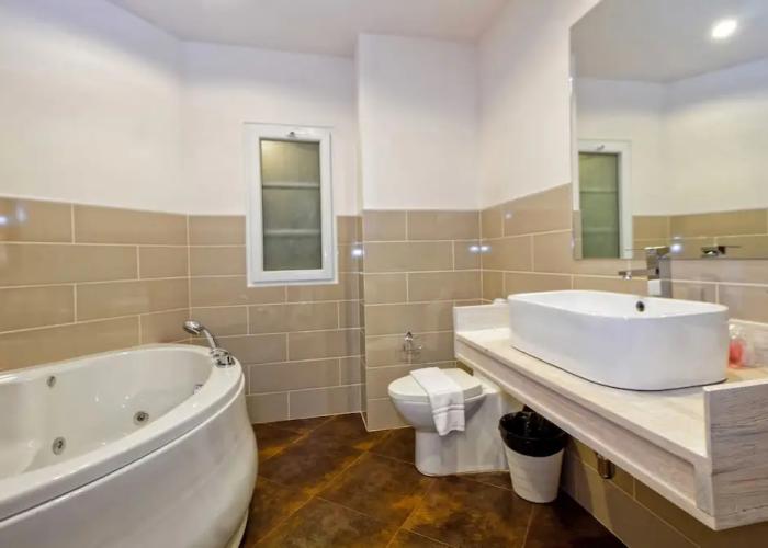 Karon Butterfly House