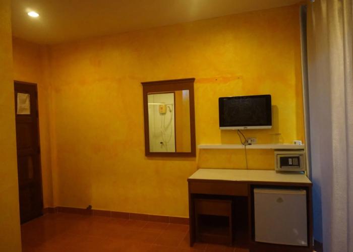 Ban Elephant Blanc Apartment