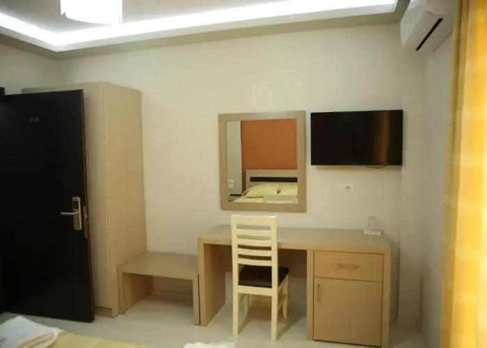 Pogradeci Hotel