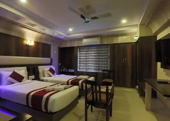 Hotel Blue Bird