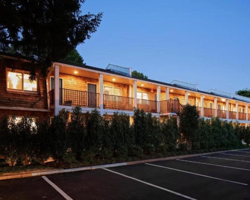 Journey East Hampton