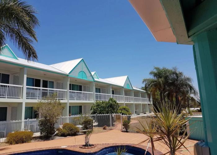 Reef Adventureland Motel