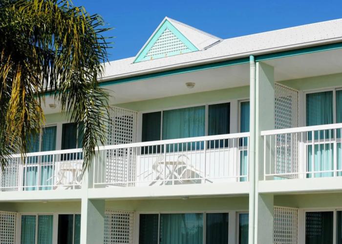 Reef Adventureland Motel