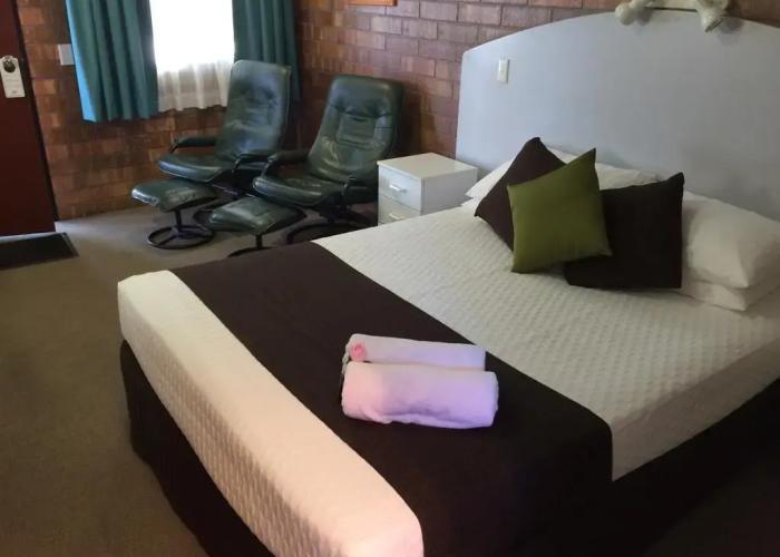 Miles Outback Motel