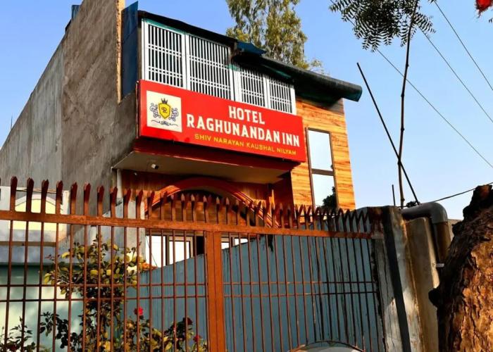 Hotel Raghunandan Inn