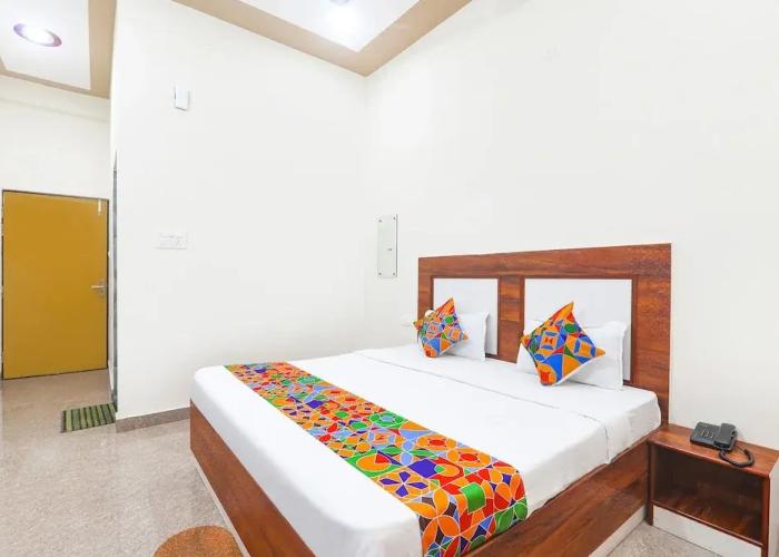 Fabhotel Shree Venkatesh Nileyam