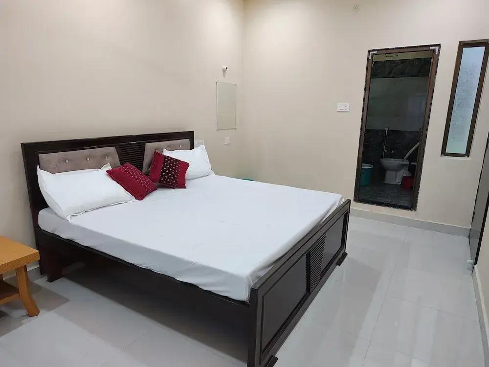 фото Saryu Lodge