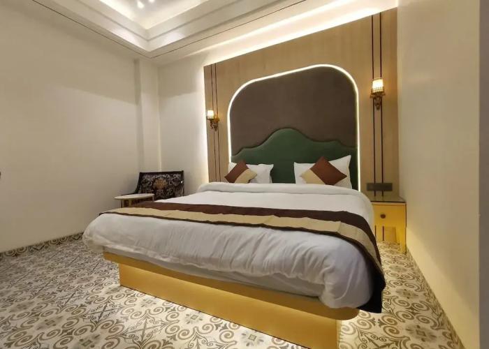 Hotel The Raghavas'