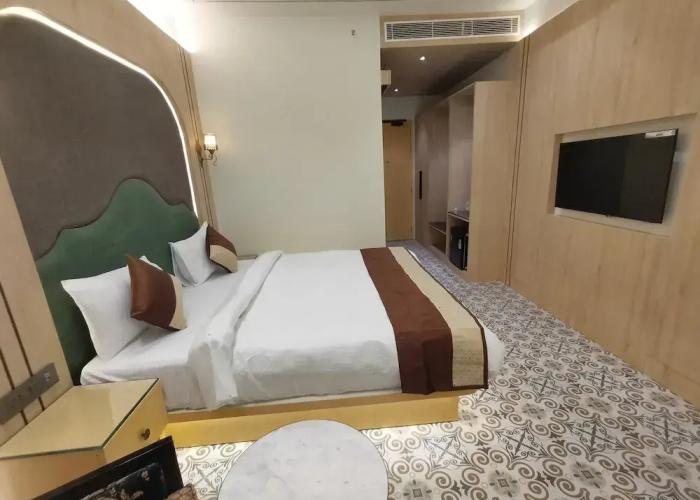 Hotel The Raghavas'