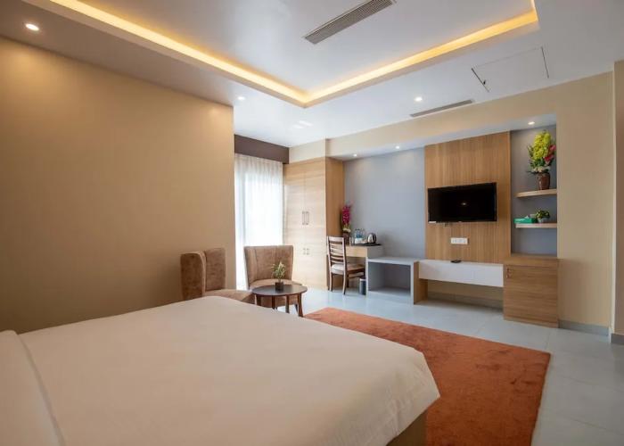 Hotel Palm International