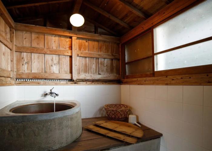 Denpaku Lily No Ie <Amamioshima>